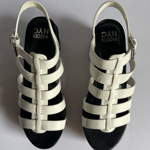 Steve Madden Black and White Platform Sandals - Picture 4 of 8